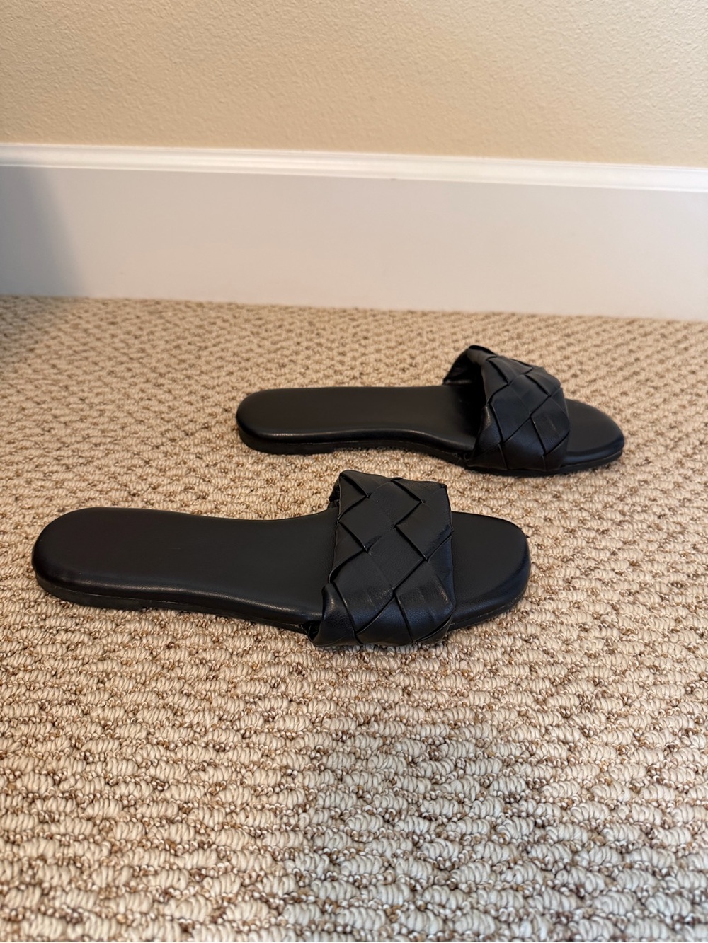 Nicole Miller New York Black Woven Slide Sandals
